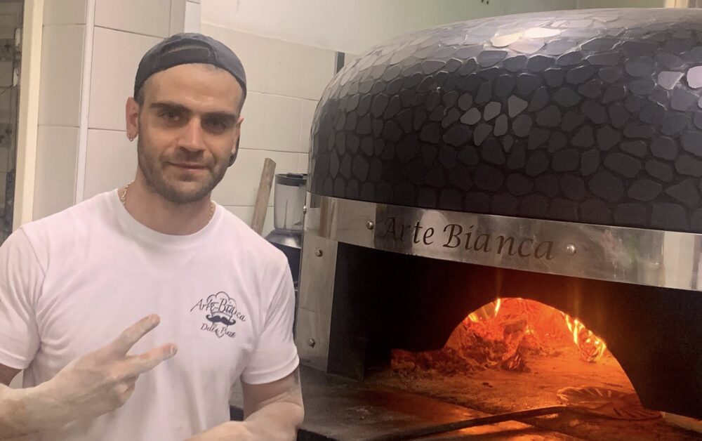 1-Arte-bianca-della-Pizza-Armando-Lerro-e1755381559918